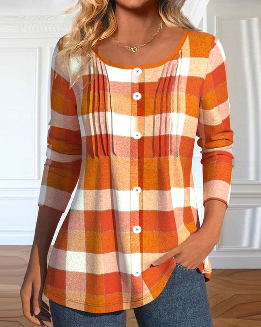 Casual checked top with round neck and button placket