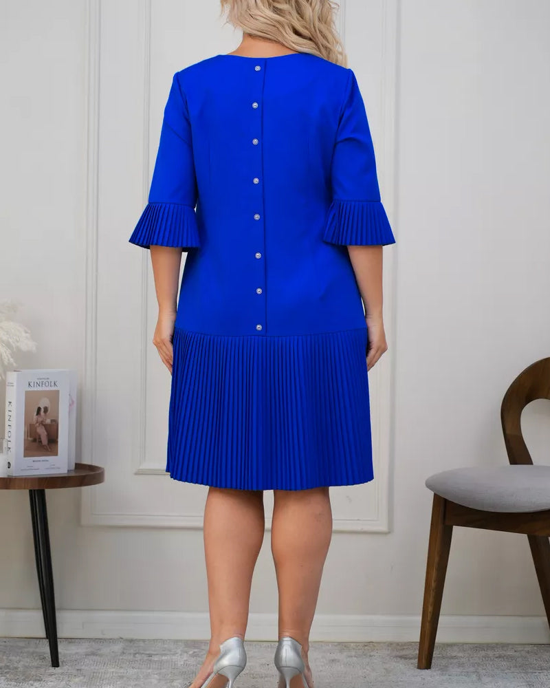 Casual solid color dress with bell sleeves and button