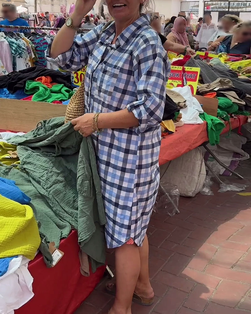 Vestido de cuadros con botones en solapa