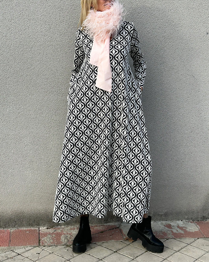 Modefest- Kleid mit langen Ärmeln und Taschen Schwarz