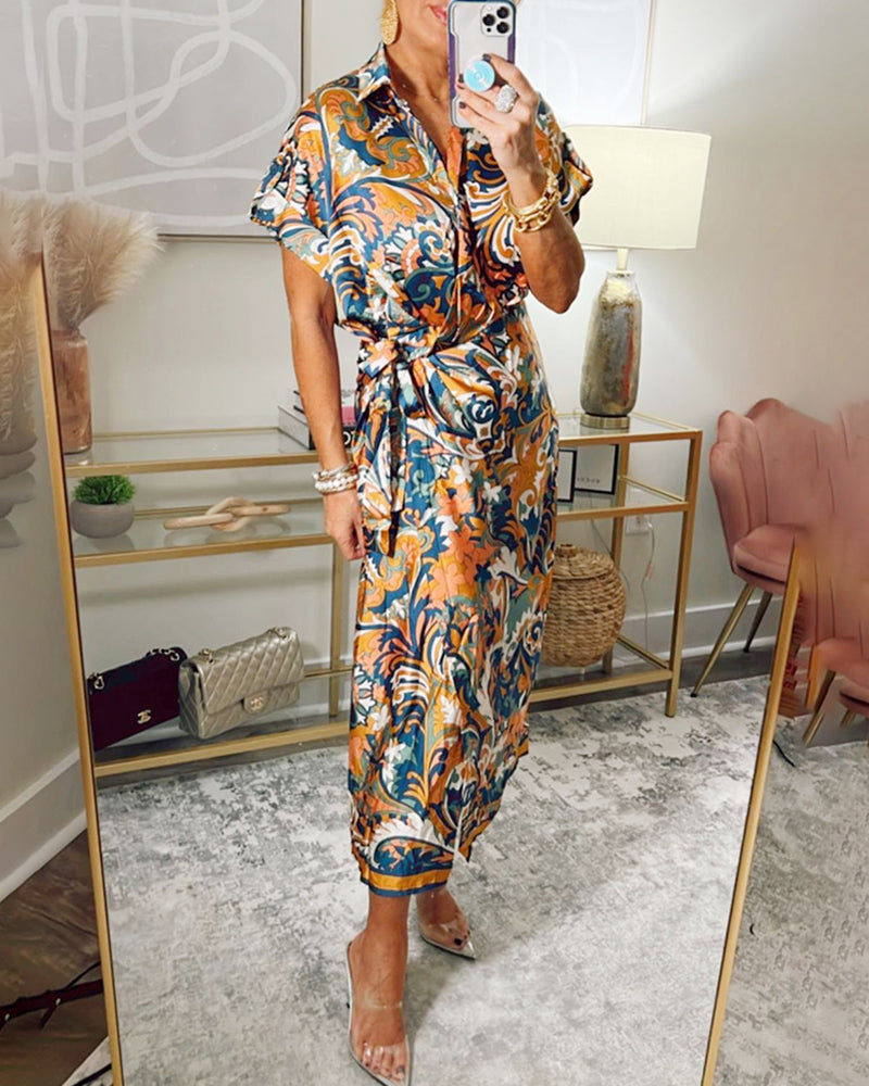 Fashionable printed dress with lapels and straps