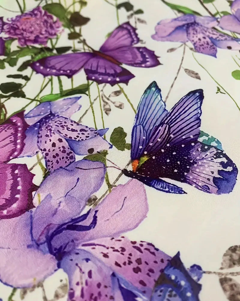 Modefest- Hose mit weitem Bein und Taschen mit Schmetterlingsprint