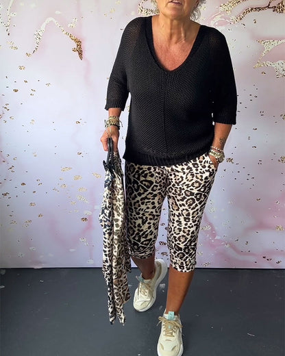 Schmal geschnittene, kurze hose mit leopardenmuster