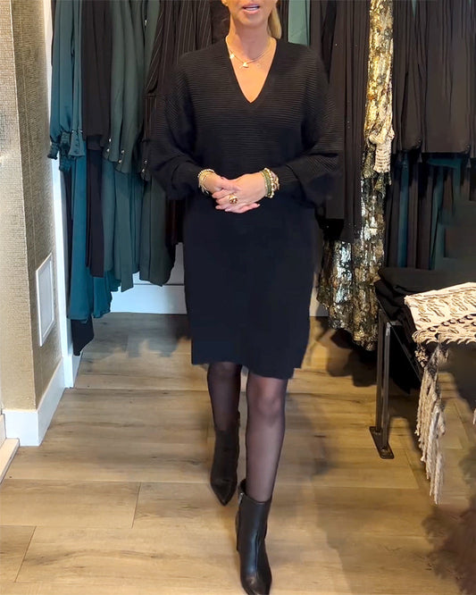 Modefest- Einfarbiges Pulloverkleid mit V-Ausschnitt Schwarz