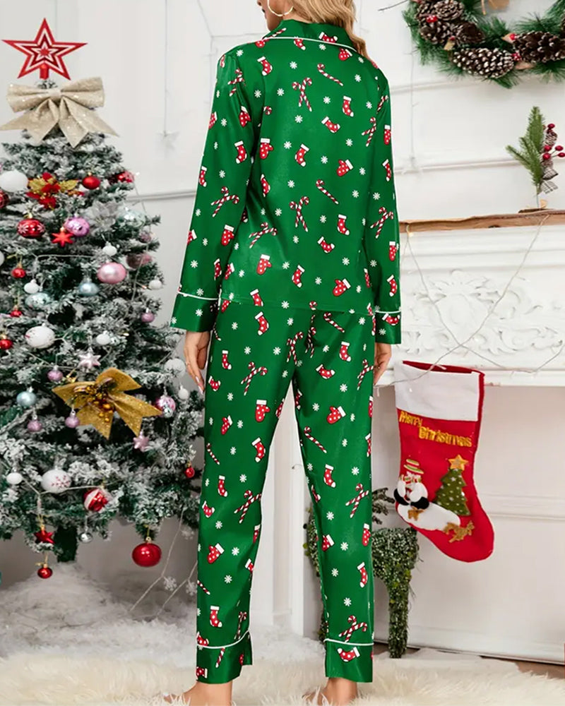 Gemütliches Pyjama-Set mit Weihnachtssocken-Print